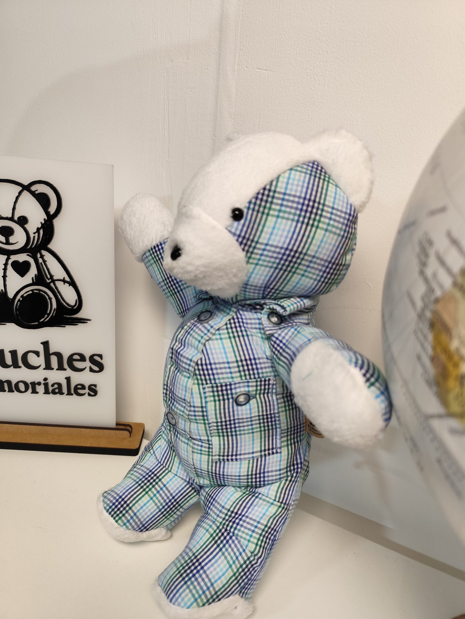 Osito memorial Teddy cuadros azul y blancos